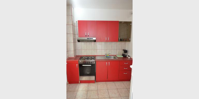 Apartament cu 3 camere - BALCESTI - Strada Balcesti - Cazari-Bucuresti.ro