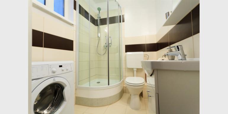 Garsoniera - Garsoniera VICTORIEI 1  - Piata Victoriei  - Cazari-Bucuresti.ro