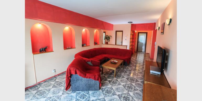 Apartament cu 4 camere - ADORAMA - Piata Unirii - Cazari-Bucuresti.ro