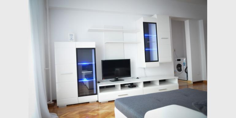 Apartament cu 4 camere - Unirii Fantani - Bd UNIRII NR 18 - Cazari-Bucuresti.ro