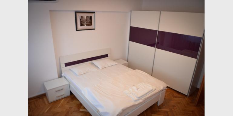 Apartament cu 4 camere - Unirii Fantani - Bd UNIRII NR 18 - Cazari-Bucuresti.ro