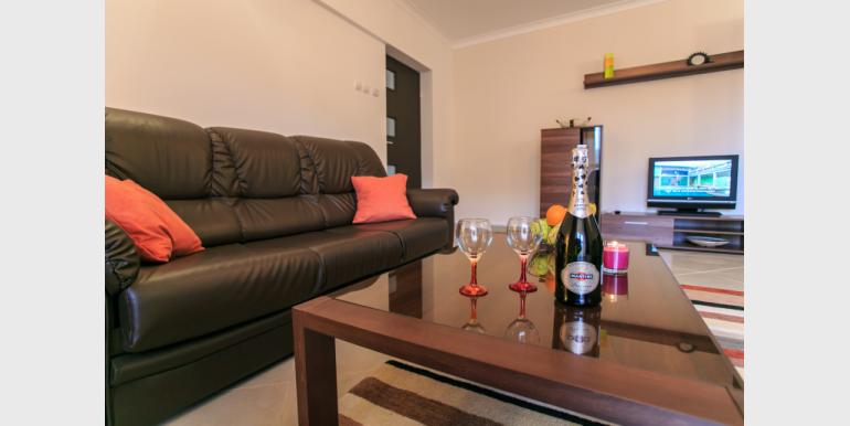 Apartament cu 2 camere - Unirii OldTown - Bulevardul Corneliu Coposu  - Cazari-Bucuresti.ro
